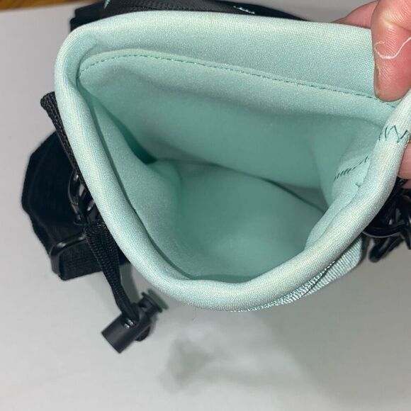 NATURE PIONEOR Green Neoprene Insulated Water Bottle Carrying Holder - Picture 4 of 5